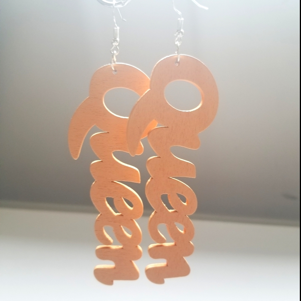 Tan Queen Script Wood Drop Earring